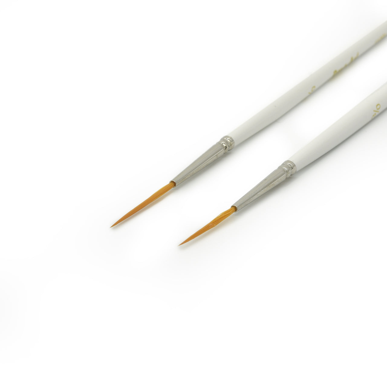 Golden Synthetic Long Liner (Rigger) Brush