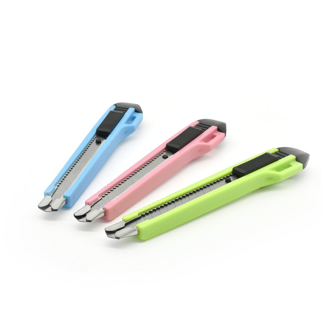 Small Auto Locking Snap Knife